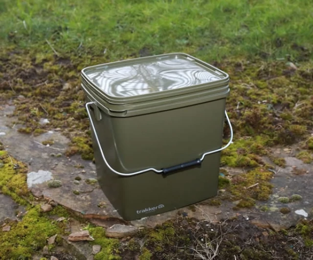 Trakker 13 Litre Olive Square Container tároló edény