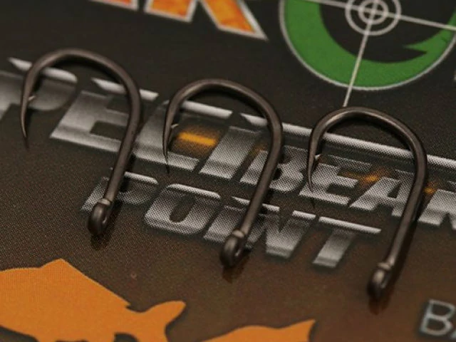 Gardner Target Speci-Beaked Point Hooks Feeder horog